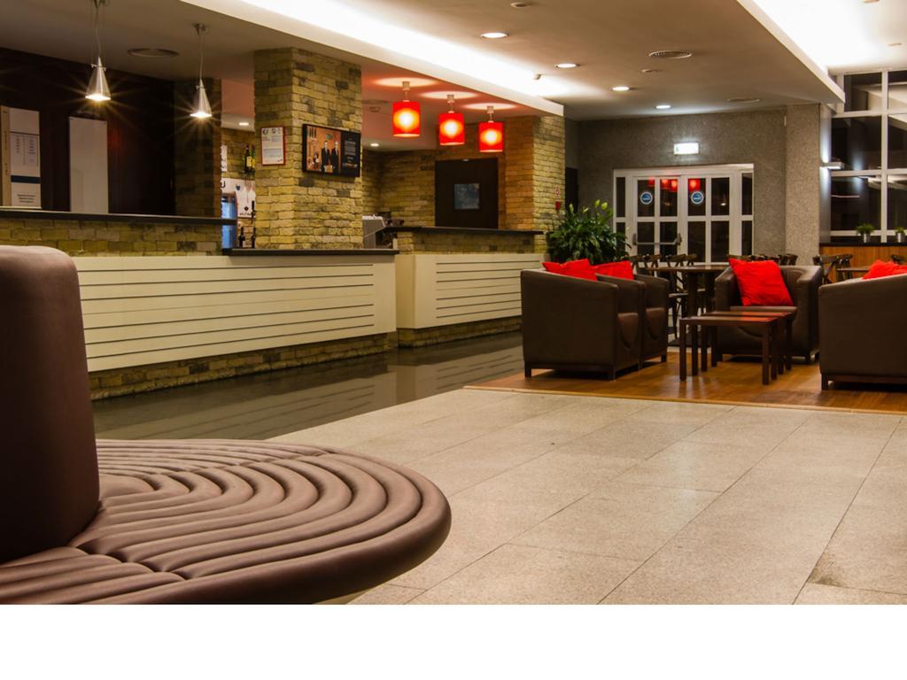 Hotel Ibis Guimaraes Exterior photo
