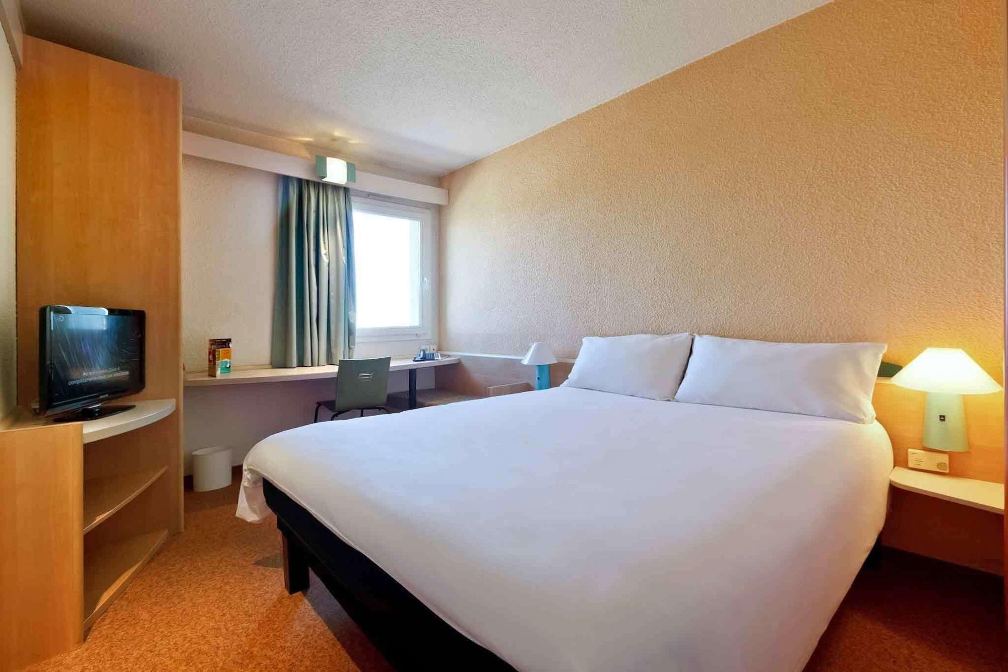 Hotel Ibis Guimaraes Exterior photo